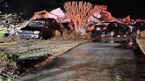 At least 3 killed, 10 injured in North Carolina tornado