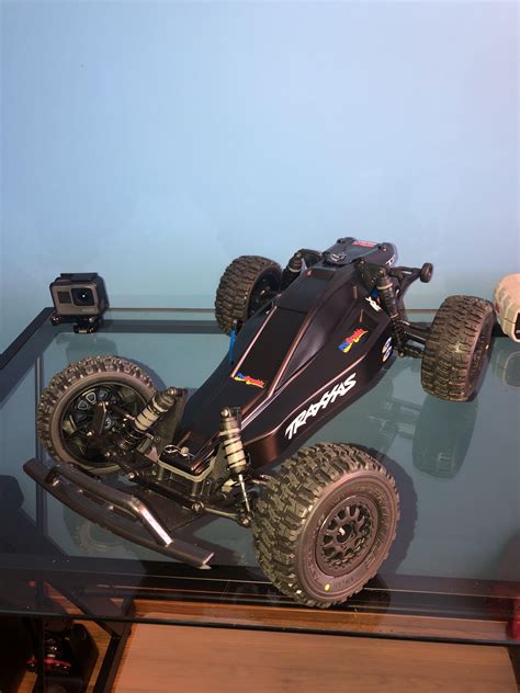 Traxxas Bandit with some upgrades and work done to it : rccars