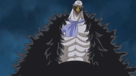 One Piece chapter 1084 Who is Karasu? Here are his abilities with the ...