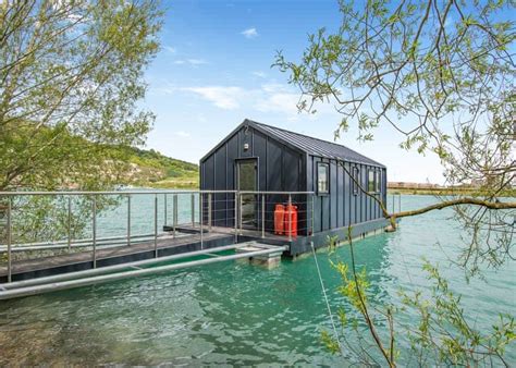 The Waterside in Halling | Hoseasons