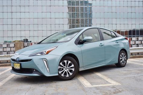 2020 Toyota Prius XLE AWD-e review: This classic hybrid is a winter ...