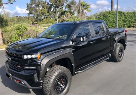 This Silverado Trail Boss Emphasizes Boss: Readers’ Rides | GM Authority