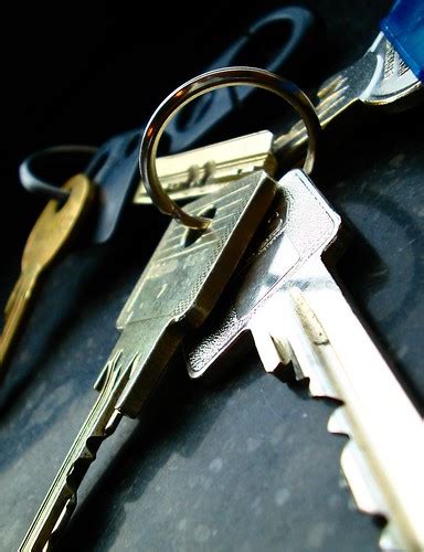 Keys - Lost and found | Some keys I found, no idea whose key… | Flickr