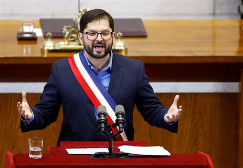 Chile's Boric pushes for unity amid challenges in first state of the union | Reuters