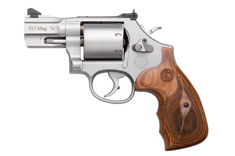 Smith & Wesson 686 Performance Center Revolver, 357 Magnum, 2.5 in, Rosewood Grip, Stainless ...