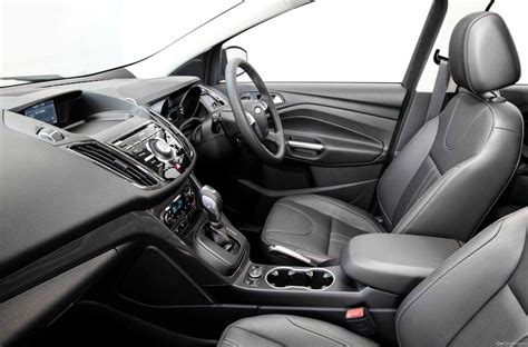 Ford Kuga Titanium_interior.jpg : 227708