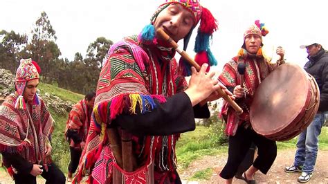 PERUVIAN FLUTE BAND PLAYS IN THE HILLS ABOVE CUSCO - YouTube