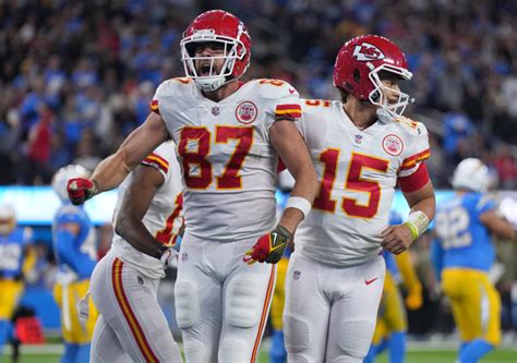 Seahawks Must Contain Mahomes, Stop Kelce | The 33rd Team