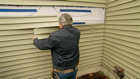 How to Repair Vinyl Siding: A Comprehensive Guide - How To Do It