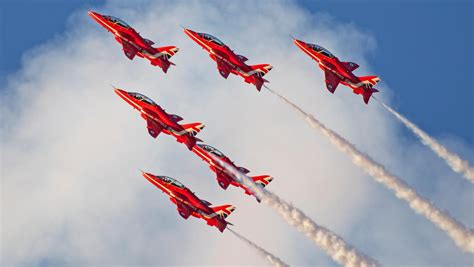 Red Arrows to fly around RAF Waddington to "familiarise" with new base