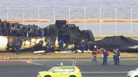 Japan plane crash: Investigation starts into how two aircraft collided | World News | Sky News