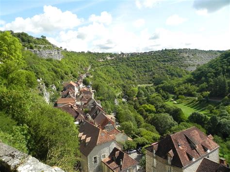 35 picturesque photos of Rocamadour, France | BOOMSbeat