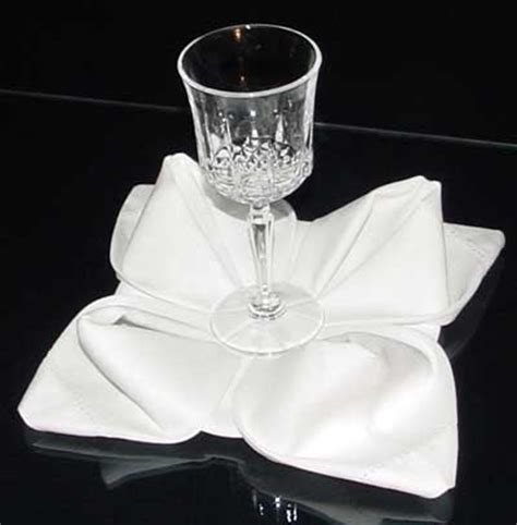 Beautiful napkin folding: The Rose Fold