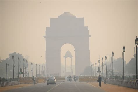 Air pollution in Delhi hit levels too high to be measured - Earth.com