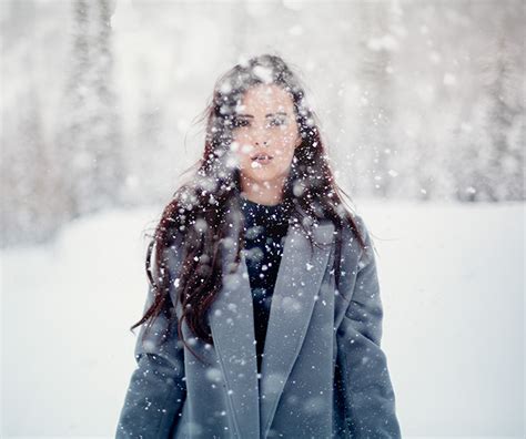 How to Shoot Winter Portrait Photography | Snow Portraits