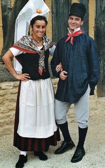 FolkCostume&Embroidery: Overview of the Folk Costumes of Europe