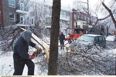 Ice storm - Democracy in Montreal - Archives de Montréal