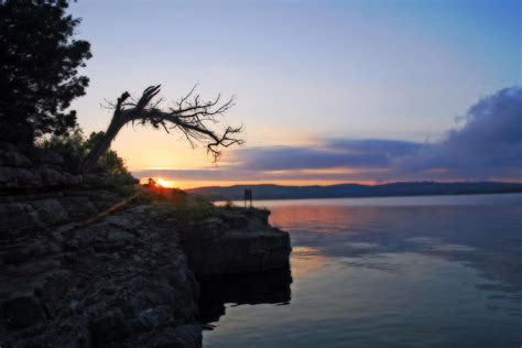 Sunrise Over Table Rock Lake Photograph by CE Haynes - Fine Art America