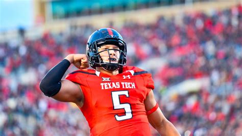 Patrick Mahomes to deliver Texas Tech virtual commencement speech ...