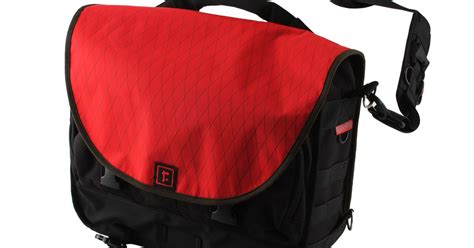 Rickshaw Waterproof X-Pac small commuter bag (red) review: Rickshaw ...