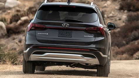 10 Things You Need To Know About The Hyundai Santa Fe Hybrid