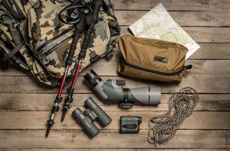 TOP 10 ULTIMATE ESSENTIAL HUNTING GEAR