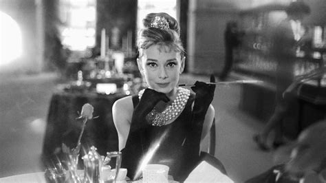 'Breakfast at Tiffany's' Review: Movie (1961) | Hollywood Reporter