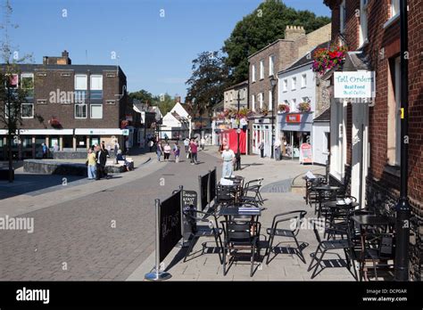 Thetford norfolk thetford town centre hi-res stock photography and ...