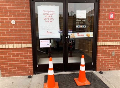 Businesses want to reopen, but how to do it safely? | MPR News