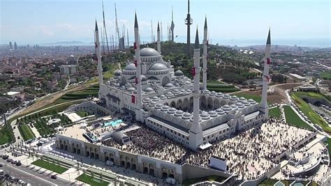 Erdoğan inaugurates Turkey’s biggest place of worship, Grand Çamlıca Mosque in Istanbul