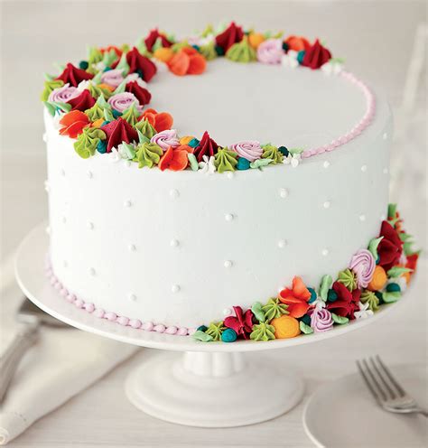 How to Decorate a Very Beautiful Cake – Chicago Magazine