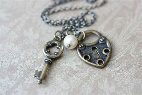 Old Fashioned Bronze Lock and Key Necklace
