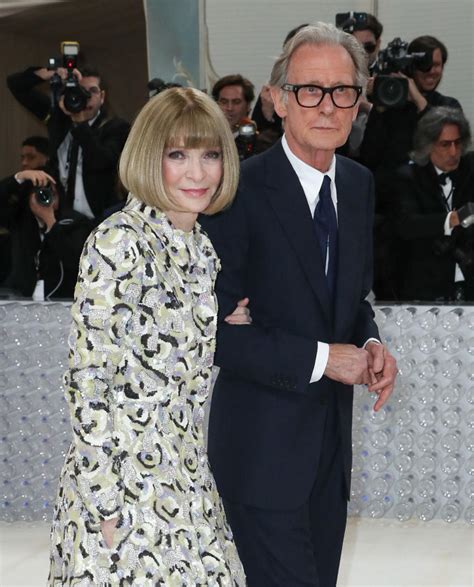 Anna Wintour and Bill Nighy Fuel Romance Rumors, Walk Red Carpet at ...