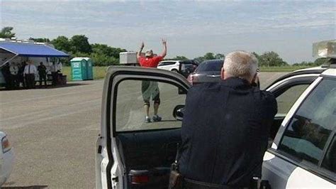 Cincinnati police participating in pursuit simulation training