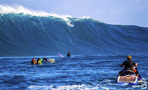 Jaws, Maui | Surfing waves, Big wave surfing, Surfing