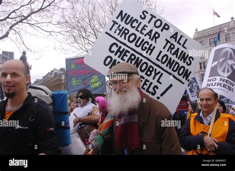 Aldermaston protest london hi-res stock photography and images - Alamy