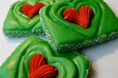 Foodista | Grinch-Inspired Christmas Cookies