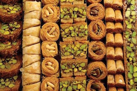 12 Classic Lebanese Foods Everyone Needs to Try | Lebanese desserts, Ramadan desserts, Baklava