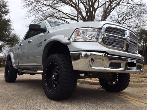 2009-2016 Dodge Ram 1500 - Bolt Style Fender Flares – Painted Fender Flares