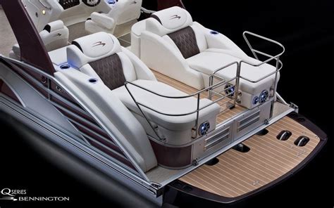 Build your own luxury Bennington Pontoon Boat and customize it to fit your unique needs and ...