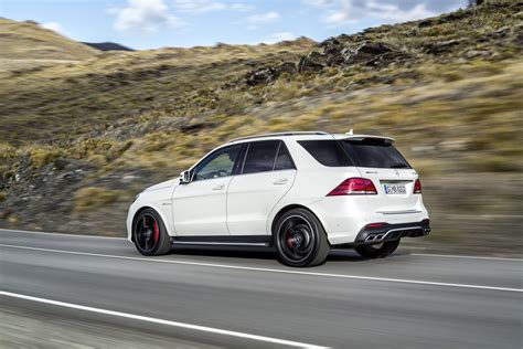 2016 Mercedes-Benz GLE 63 AMG - HD Pictures @ carsinvasion.com