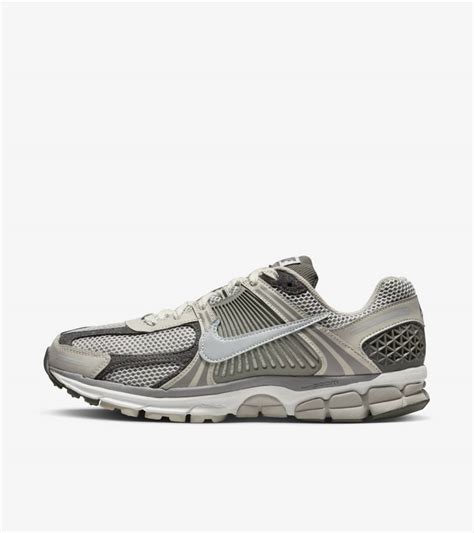 Zoom Vomero 5 'Iron Ore and Flat Pewter' (FD0791-012) Release Date. Nike SNKRS