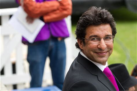 Wasim Akram offers help to revive Pakistan's World Cup campaign