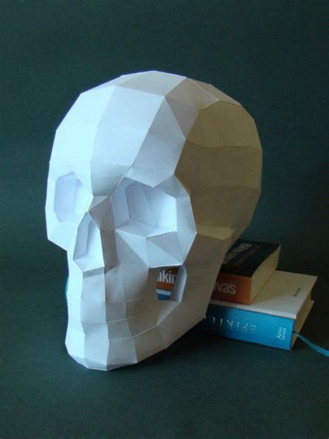 Skull papercraft, Download and make your own Real size paper skull, printable DIY pdf template ...