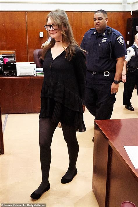 Vanity Fair photo editor testifies at Anna Sorokin trial | Daily Mail Online