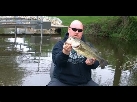 fishing fox lake wisconsin part 2 - YouTube