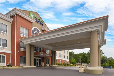 Holiday Inn Express Hotel & Suites Chattanooga -East Ridge, Chattanooga (TN) | Best Price ...