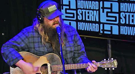 Chris Stapleton Goes Unplugged For Heart-Tugging Performance Of New ...