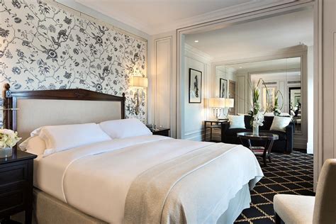 Hotel San Regis in Paris - Room Deals, Photos & Reviews