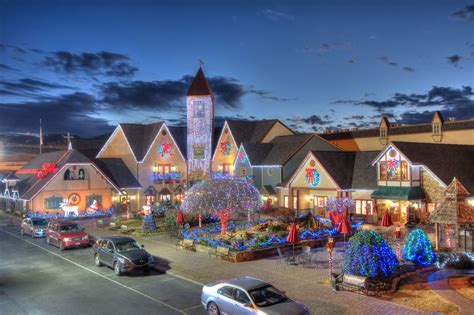 Winterfest 2015 Lights - our best ever! | Gatlinburg tennessee vacation ...